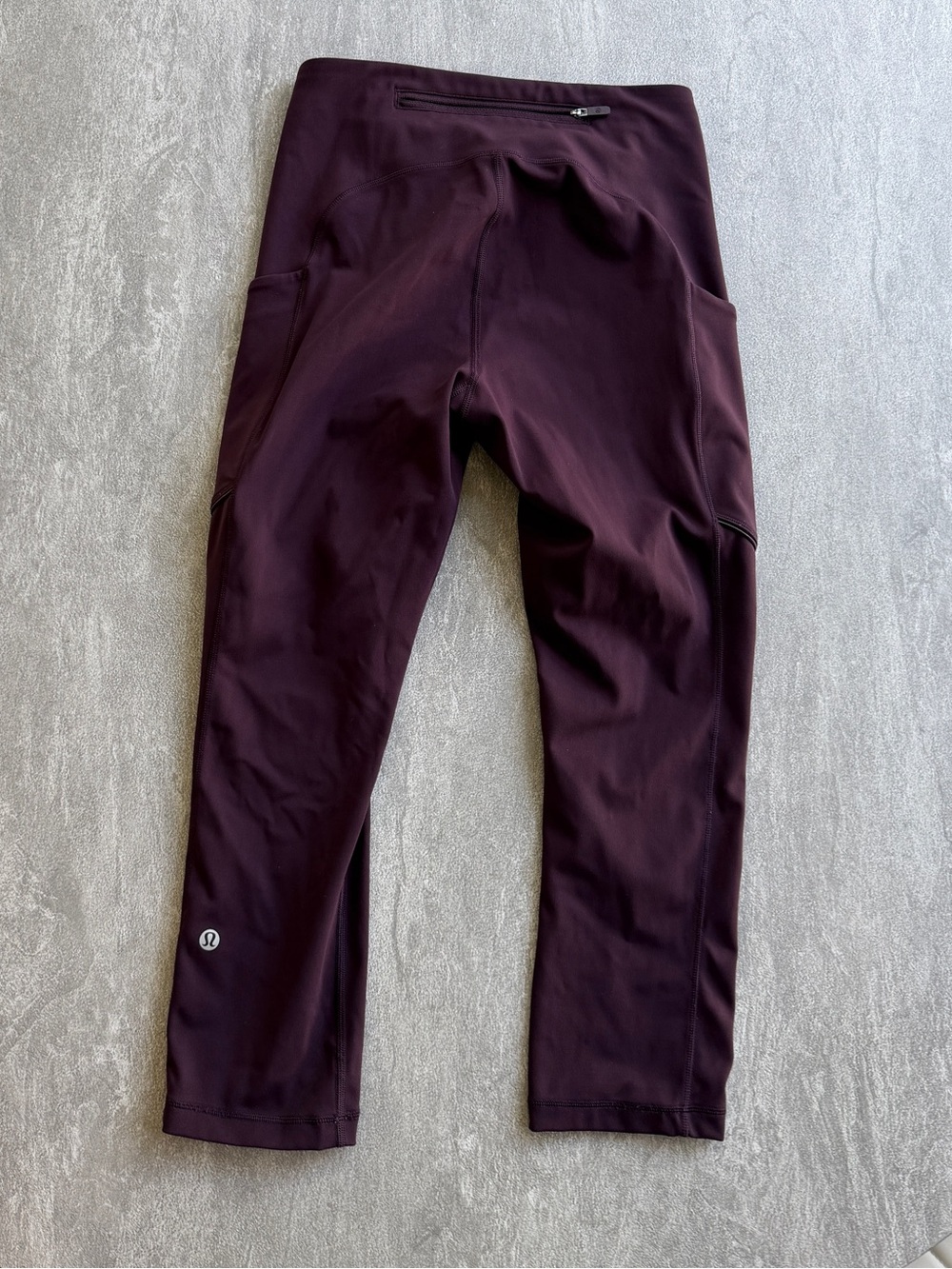 Brand new Lululemon Capri leggings sz 4